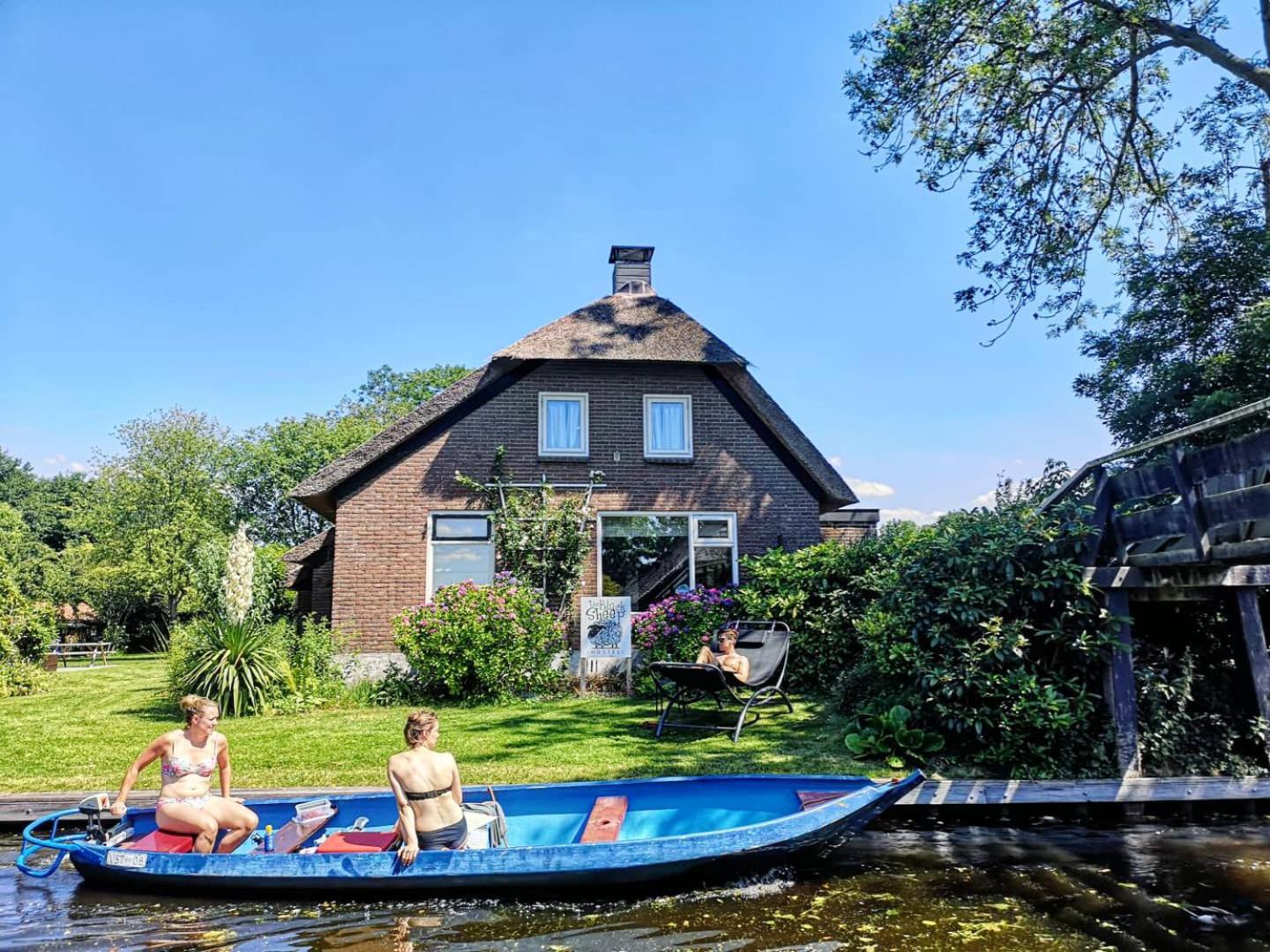 The Black Sheep Hostel Giethoorn Esterno foto